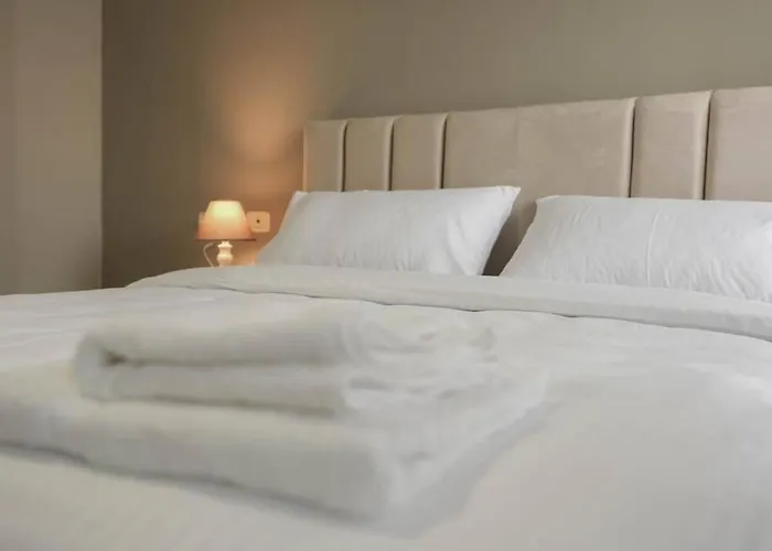 Staycation, Center With Balcony Tirana